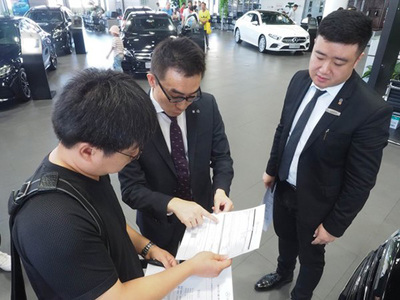 《服務公約》踐行'客戶為先'，奔馳開創汽車零售新風